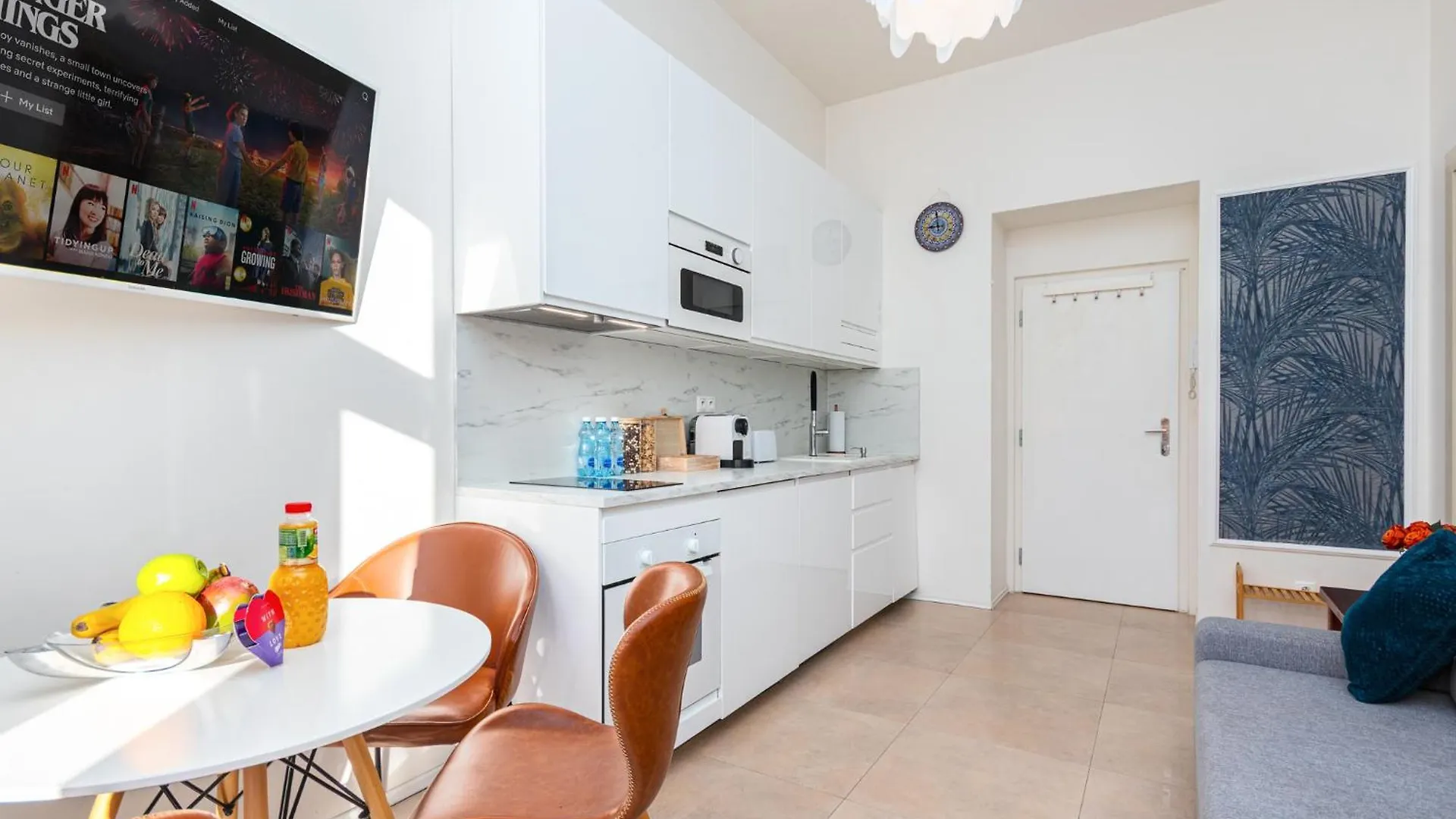 Central Cozy Gateway Prague Apartment
